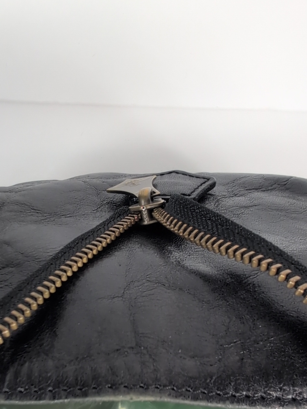 Vivienne Westwood Vintage Y2K Leather Boston Bag Orb Charm - Picture 15 of 16